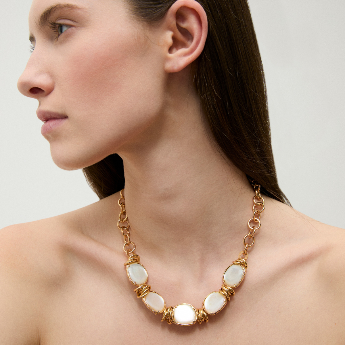 Collier Sirena doré nacre blanche – Image 2