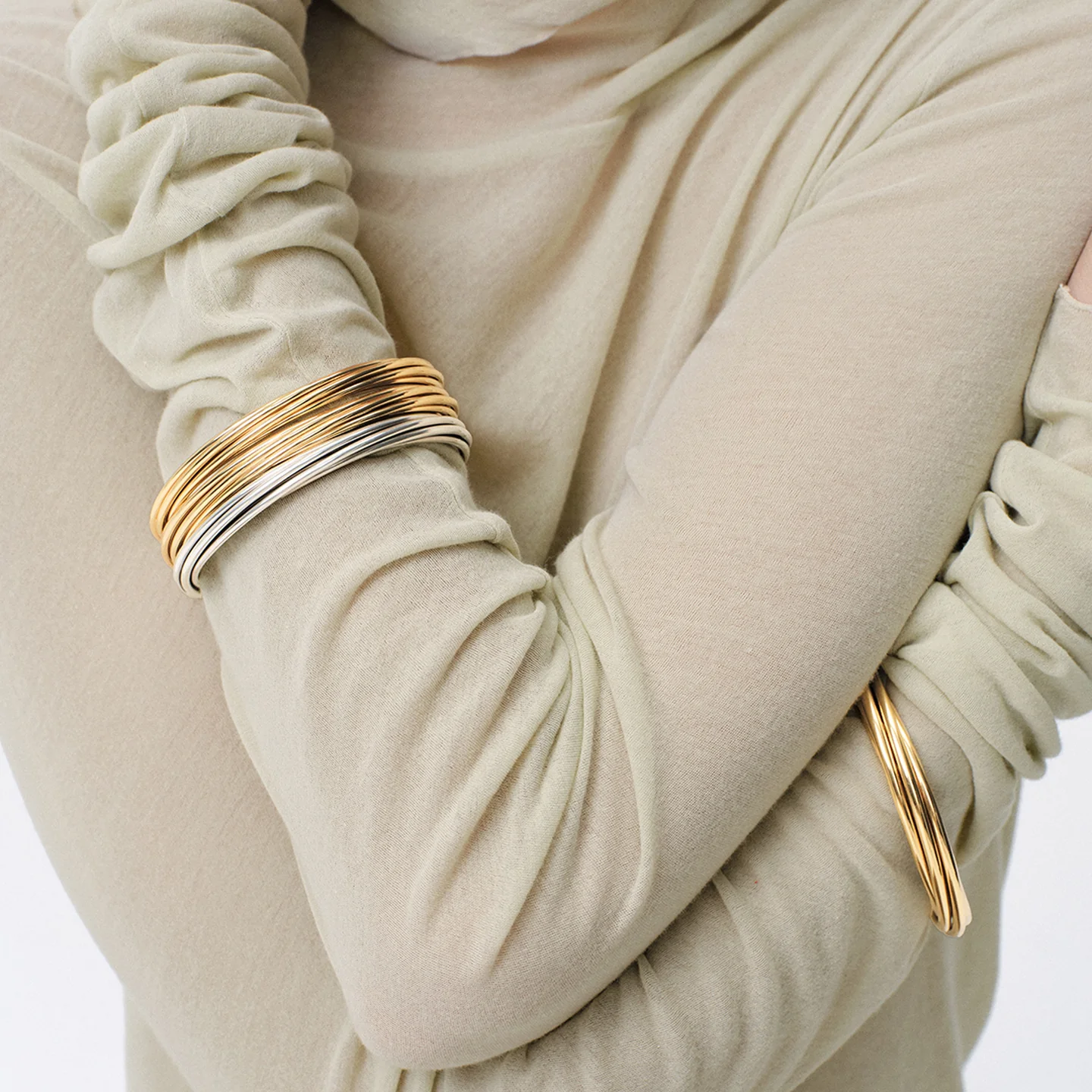 Bracelet jonc Atik doré – Image 2